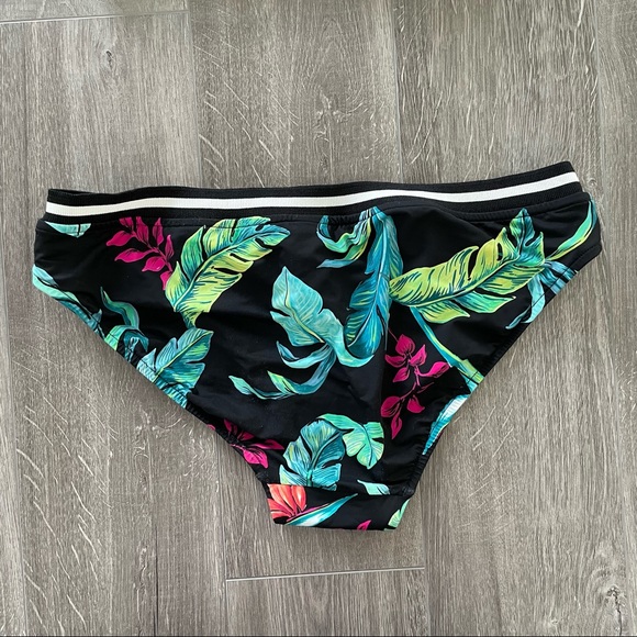 Seafolly jungle out there bikini set - Picture 5 of 7